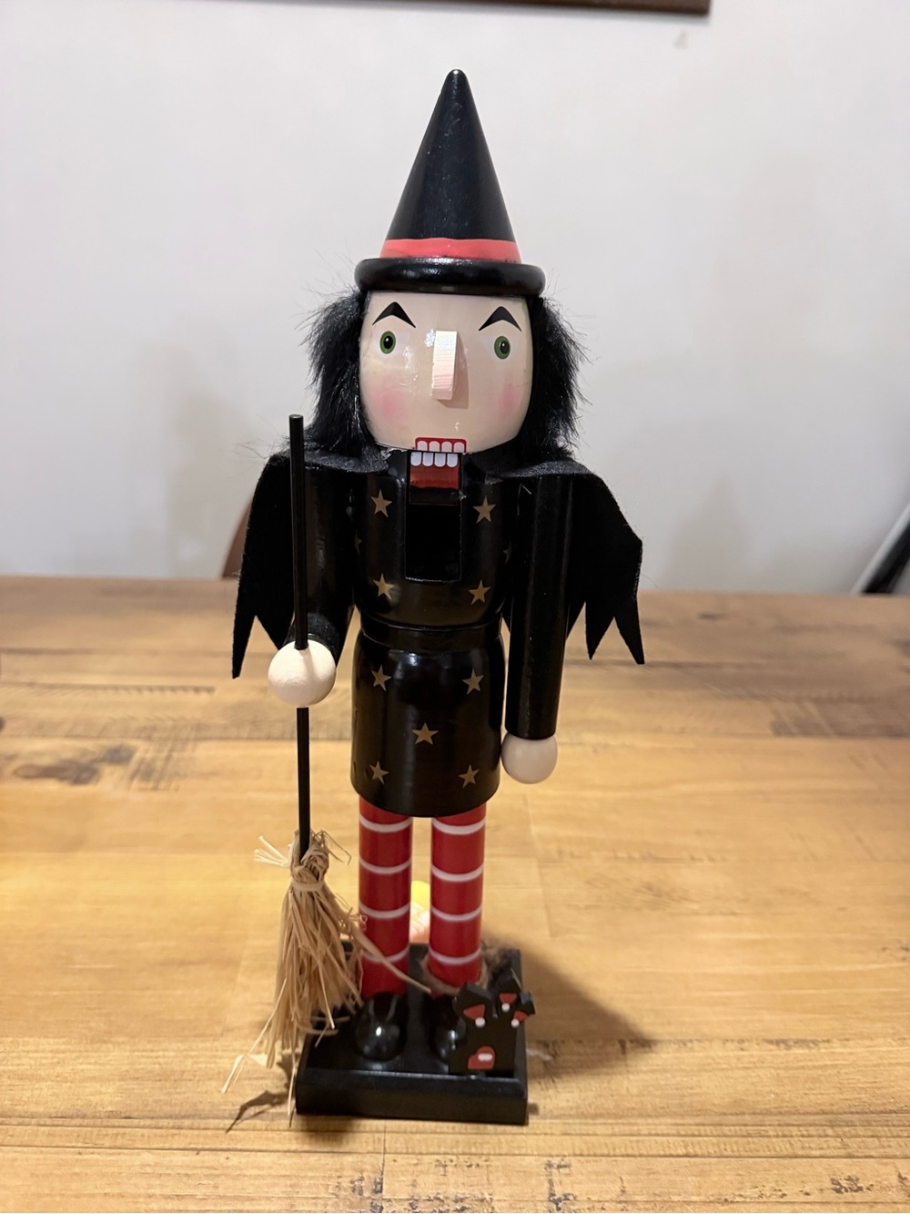 🎃 Halloween Witch Nutcracker 🧙♀️